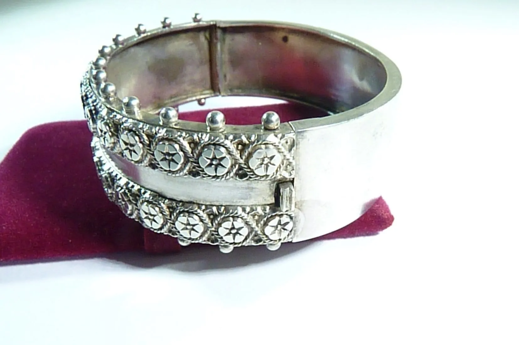 Antique Fully Hallmarked Victorian Aesthetic Sterling Silver Cuff Bangle 1883