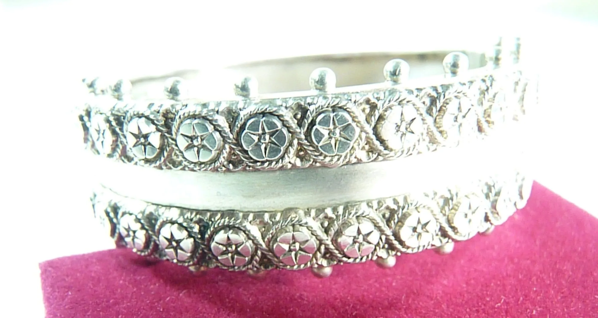 Antique Fully Hallmarked Victorian Aesthetic Sterling Silver Cuff Bangle 1883