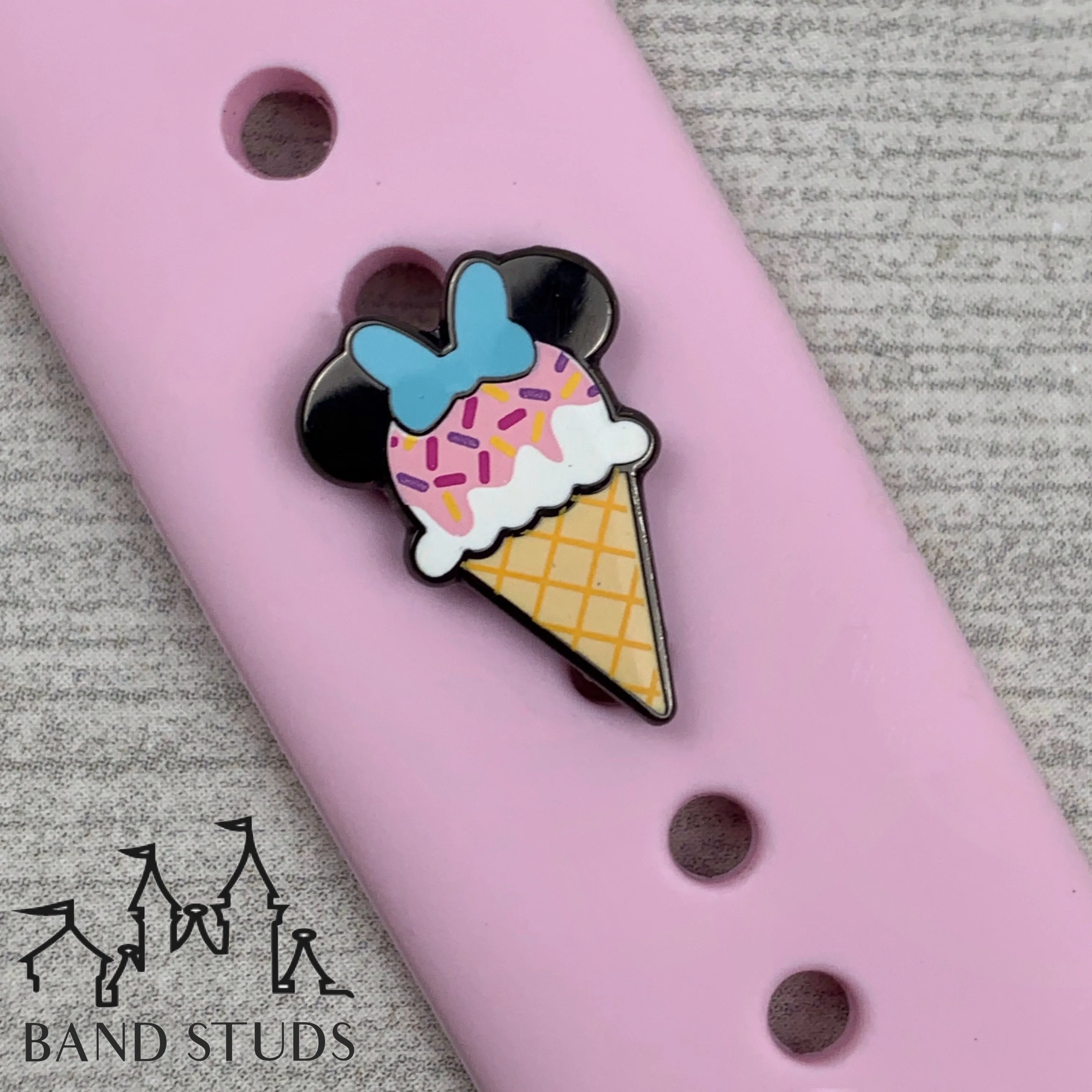 Band Stud® - Snacks - cones Miss. Mouse MARKDOWN