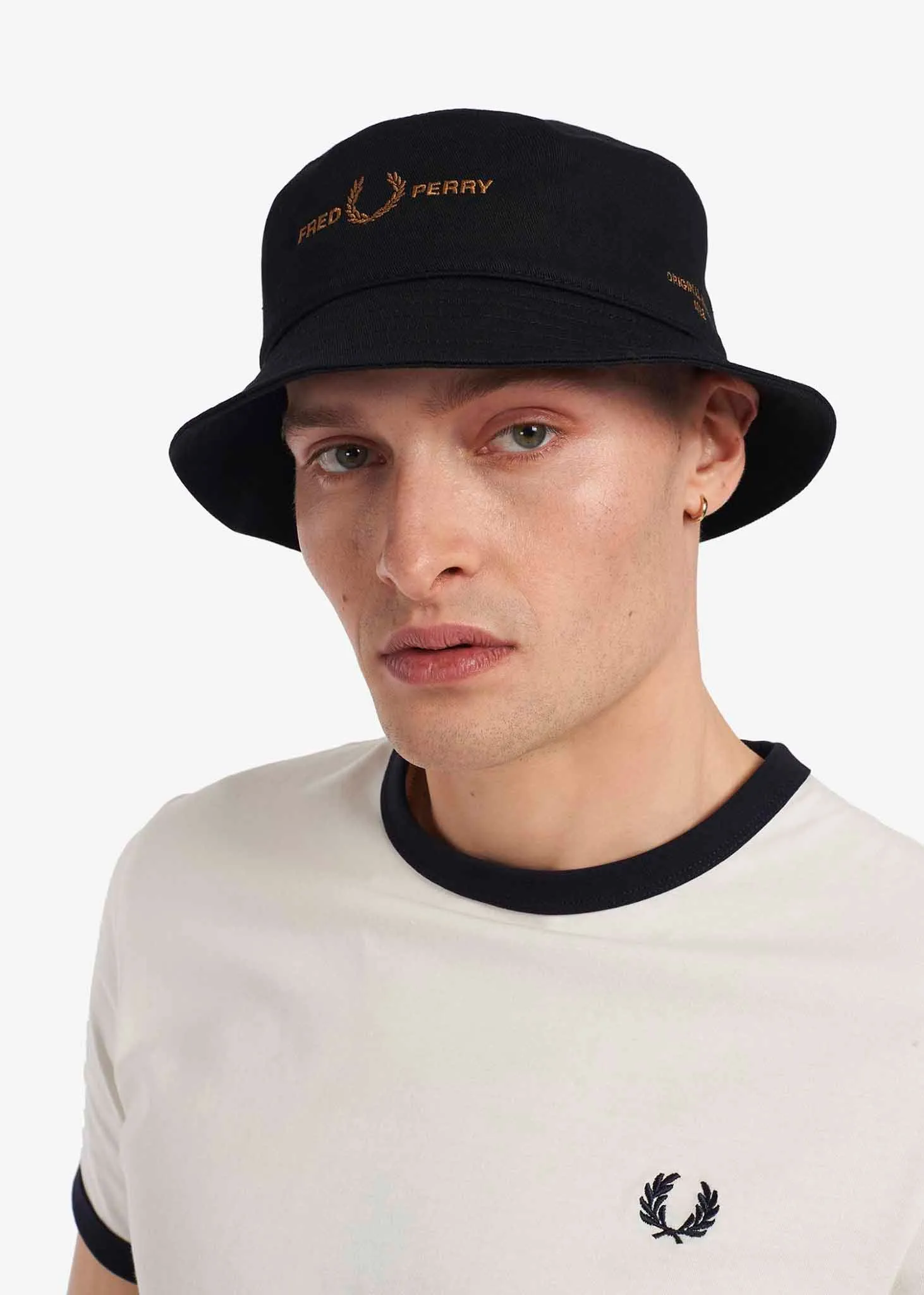 Branded twill bucket hat - black