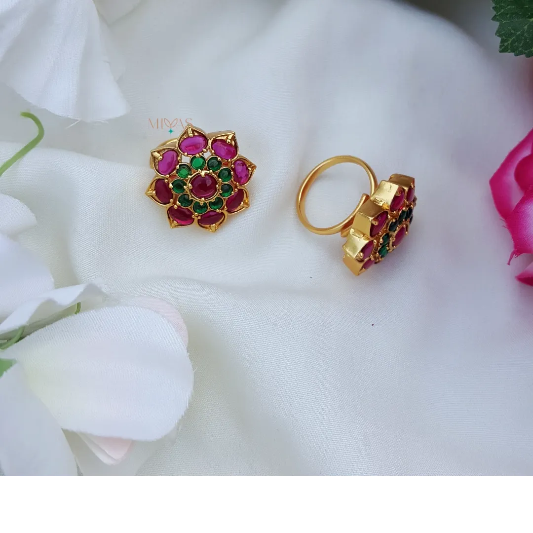 Floral Adjustable Finger Ring