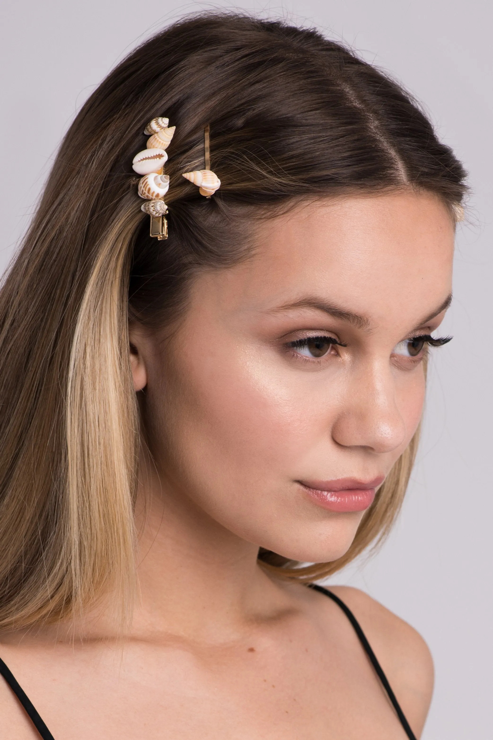 Seashell Bobby Pin Duo