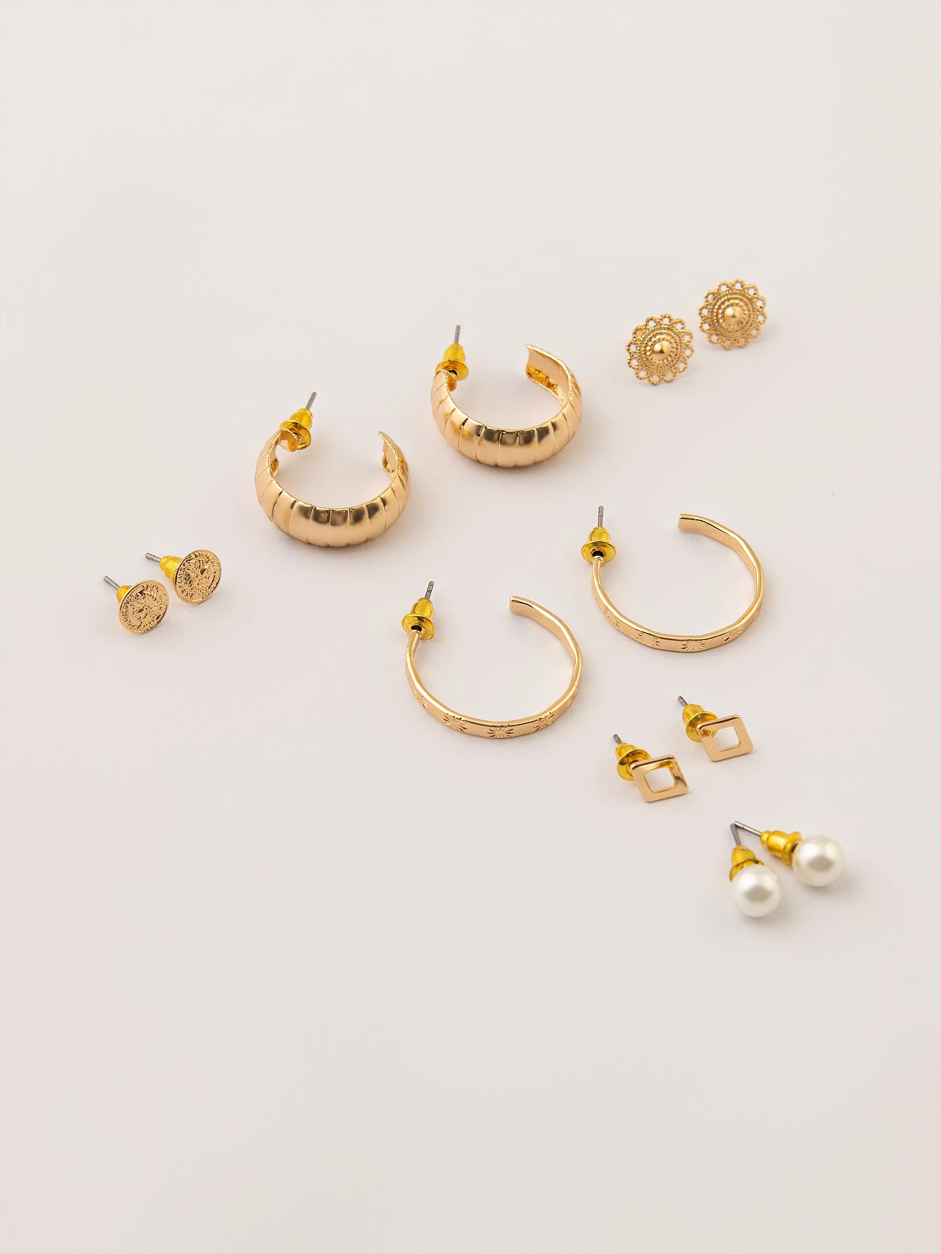 Vintage  Earrings Set