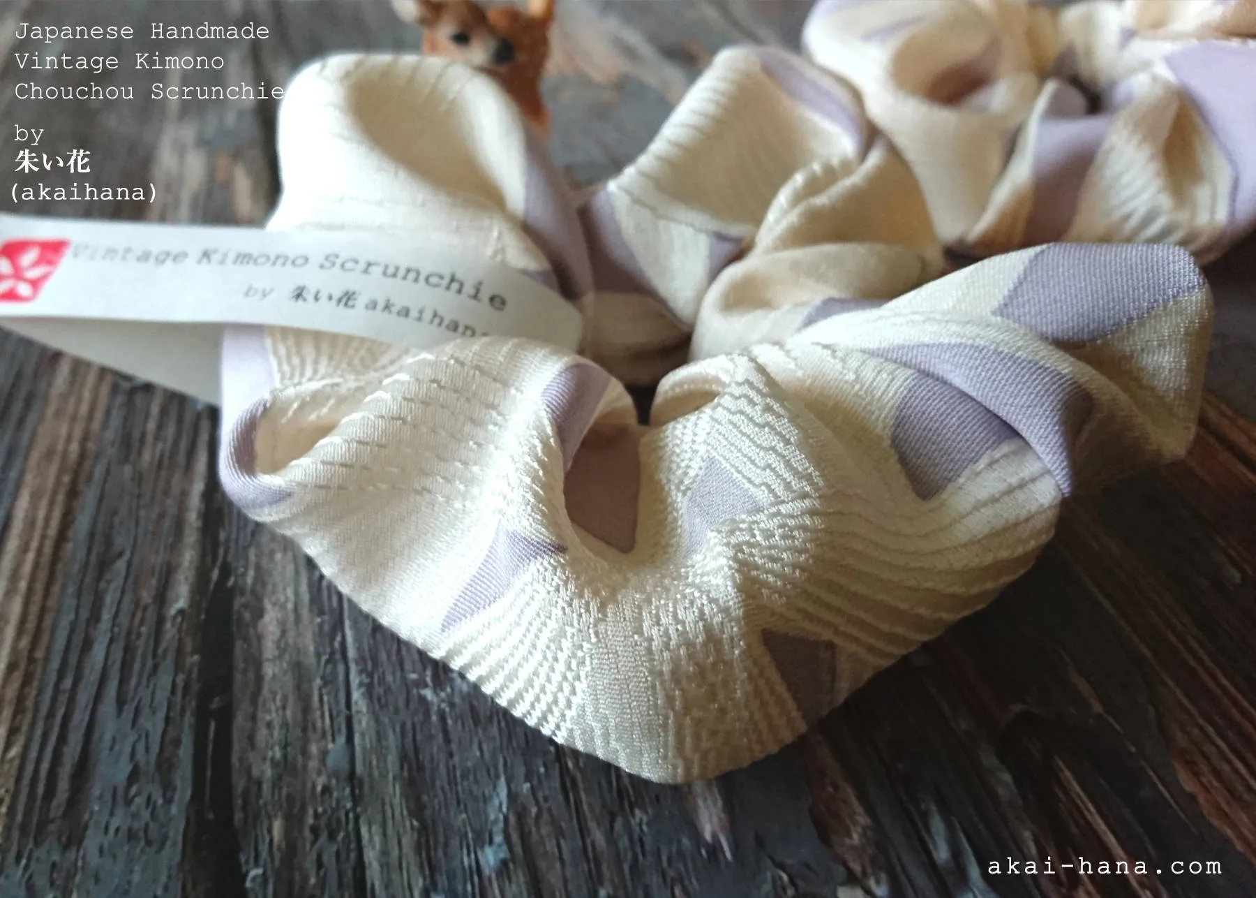 Vintage Kimono Scrunchies, Lilac x Cream, Japanese Handmade