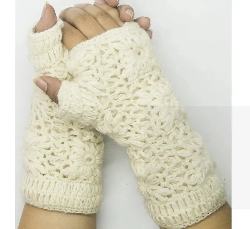 White women's wool gloves