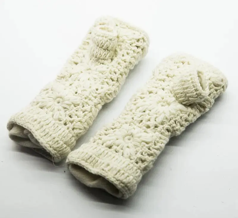 White women's wool gloves